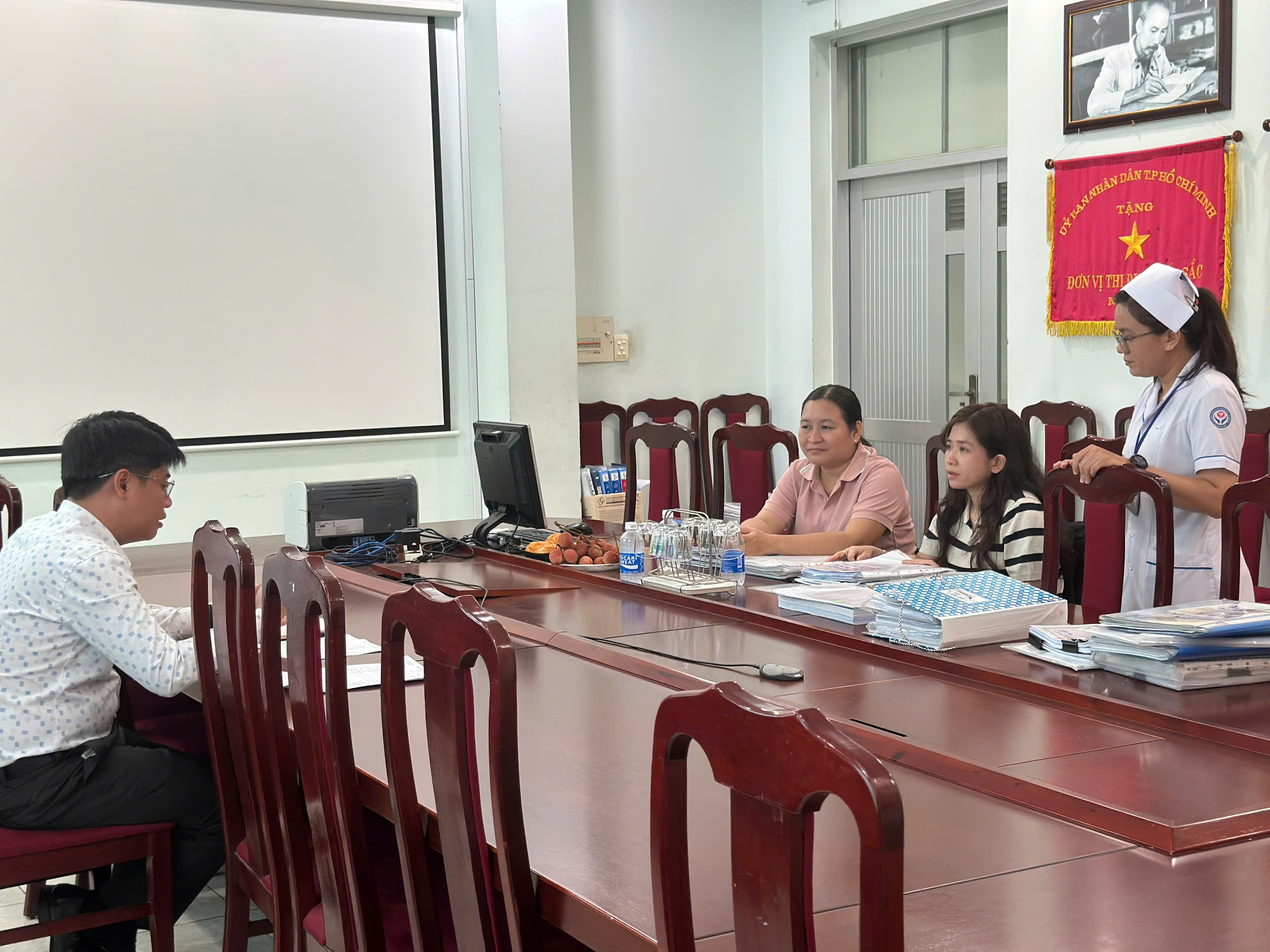 Bệnh viện quận Tân Phú và Bệnh viện Tâm thần TP.HCM Hợp tác nâng cao chất lượng công tác điều dưỡng tại Trung tâm Bảo trợ xã hội Tân Hiệp