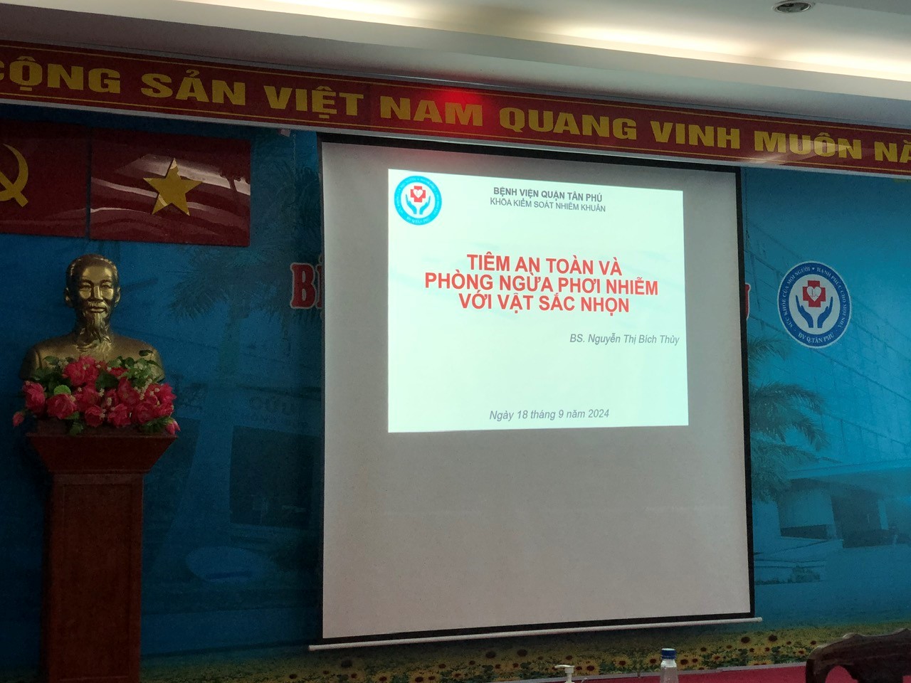 TIÊM AN TOÀN VÀ PHÒNG NGỪA PHƠI NHIỄM VỚI VẬT SẮC NHỌN