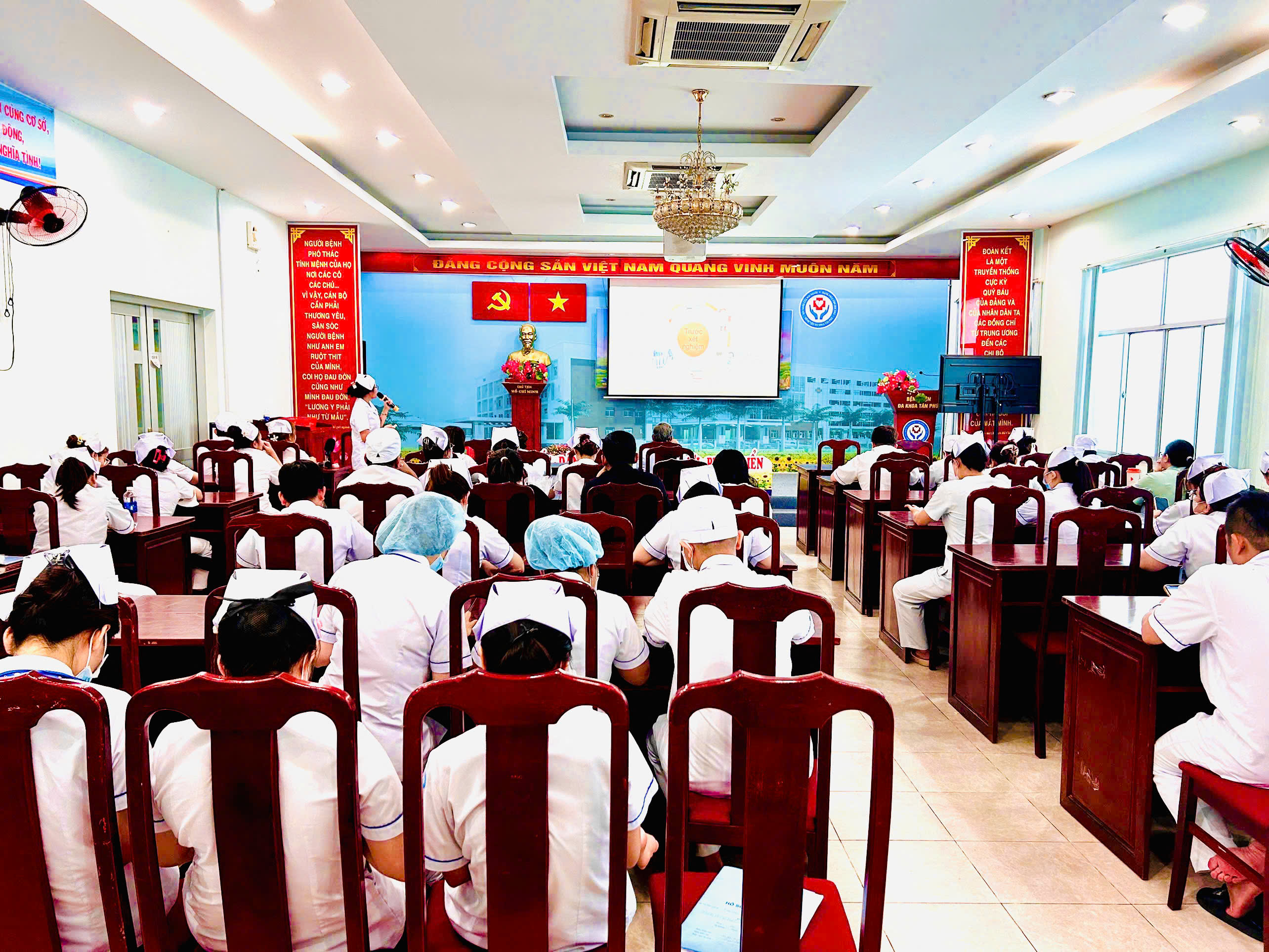 Quy trình lấy máu xét nghiệm