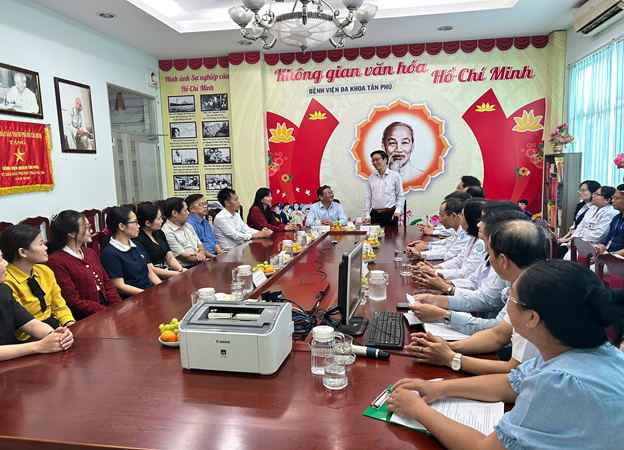 Trung tâm Y tế khu vực Phú Giáo tham quan, học tập kinh nghiệm  tại Bệnh viện Đa khoa Tân Phú