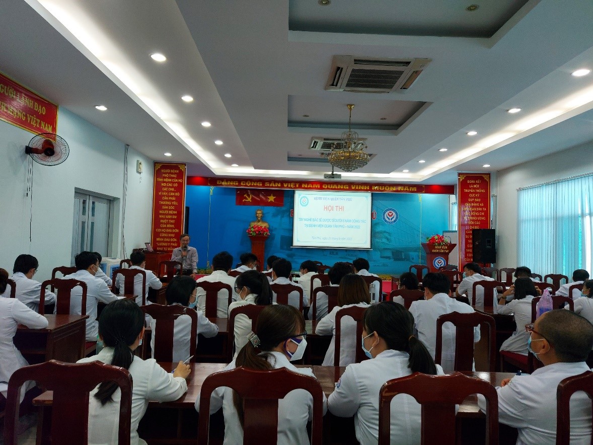 Hội thi tay nghề bác sĩ, dược sĩ giỏi Bệnh viện quận Tân Phú năm 2022