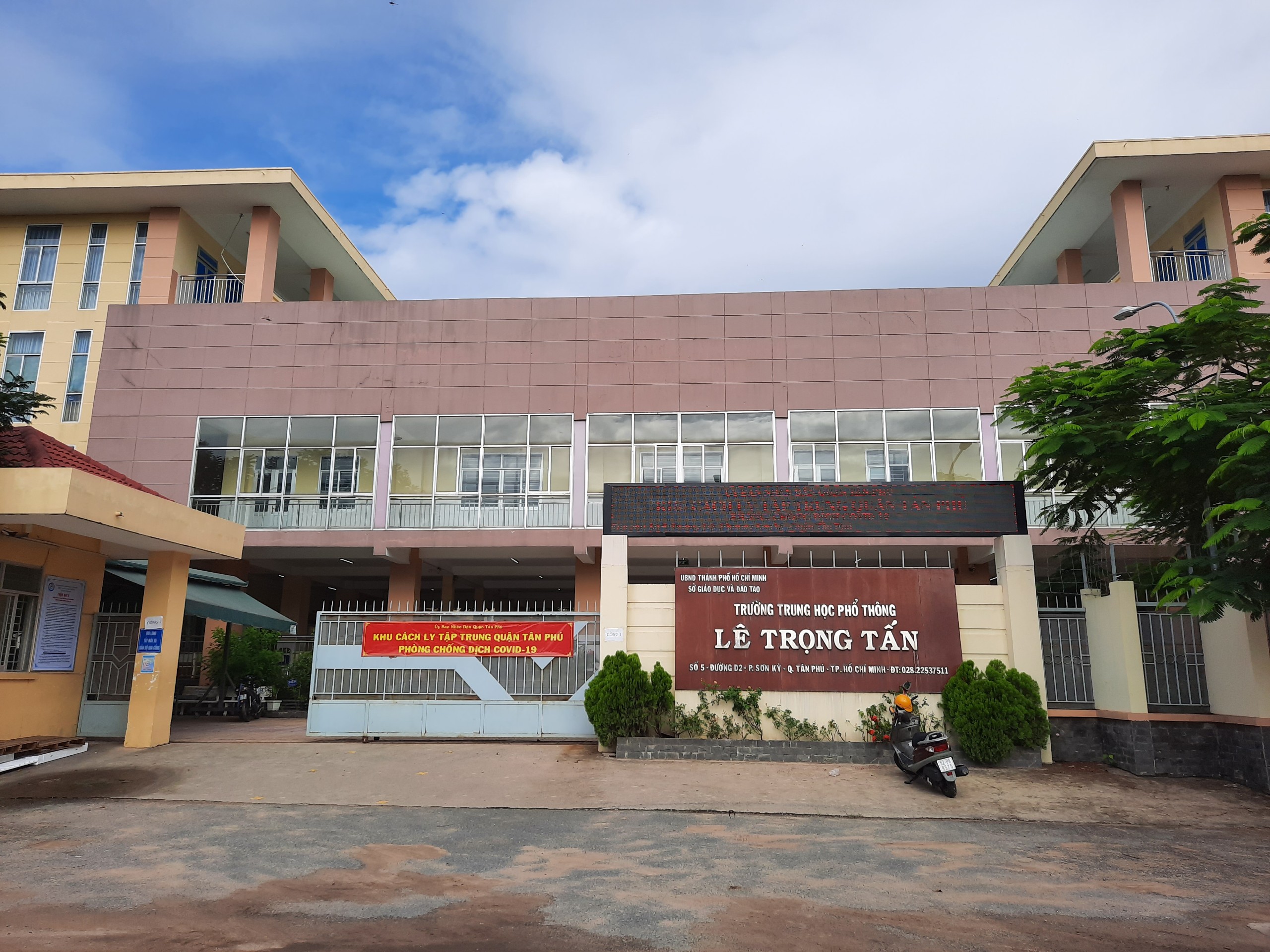 Bệnh viện quận Tân Phú tiếp nhận quản lý Cơ sở cách ly tập trung F0  trên địa bàn quận