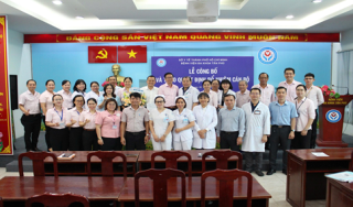 le trao quyet dinh can bo truong phong ke hoach tong hop pho truong khoa duoc va  keo dai thoi gian giu chuc vu truong khoa yhct – vltl  thuoc benh vien da khoa tan phu